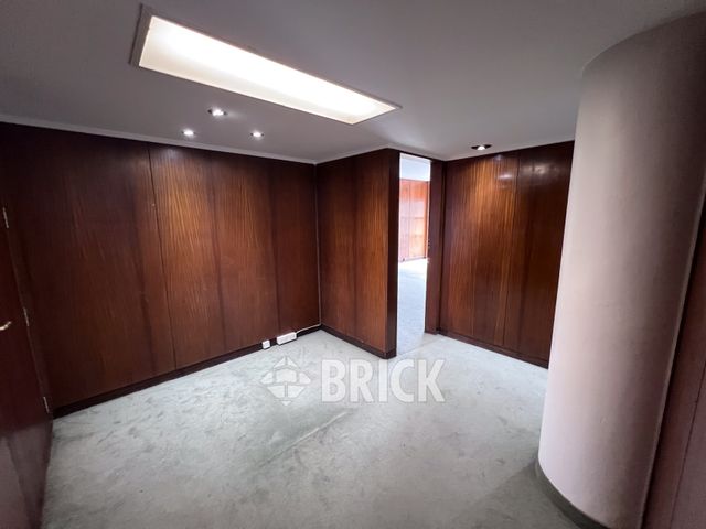 BELGRANO, AV. al 1300 Piso 9 4