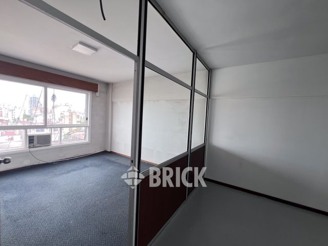 BELGRANO, AV. al 1300 Piso 9 41