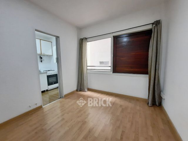 TUCUMAN al 3700 Piso 3 3