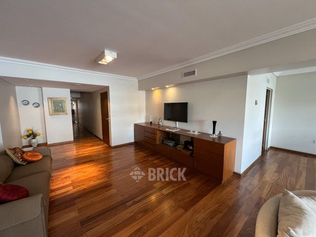 ALBERDI, JUAN B., AV. al 1000 Piso 6 3