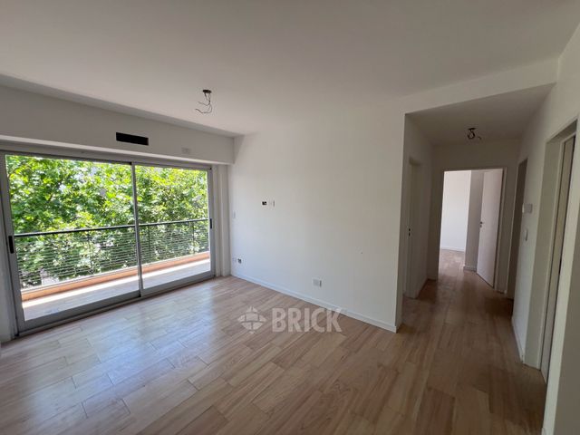 ALVAREZ, JULIAN al 700 Piso 6 4