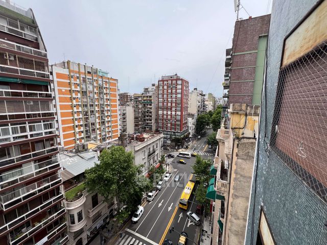 PUEYRREDON, AV. al 1300 Piso 9 5