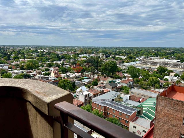 VICENTE LOPEZ al 1700 Piso 15 4