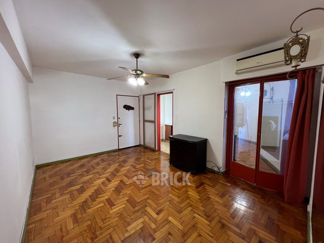 FRANKLIN al 2000 Piso 3 3