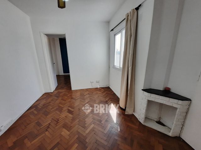 GALLARDO, ANGEL, AV. al 900 Piso 9 4