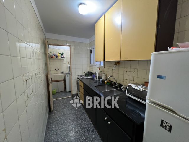 LAMARCA, EMILIO al 3300 Piso 2 10