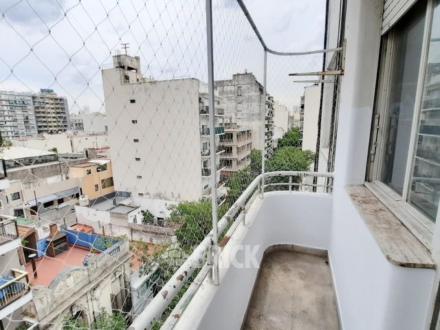 SOLIS al 1000 Piso 5 12