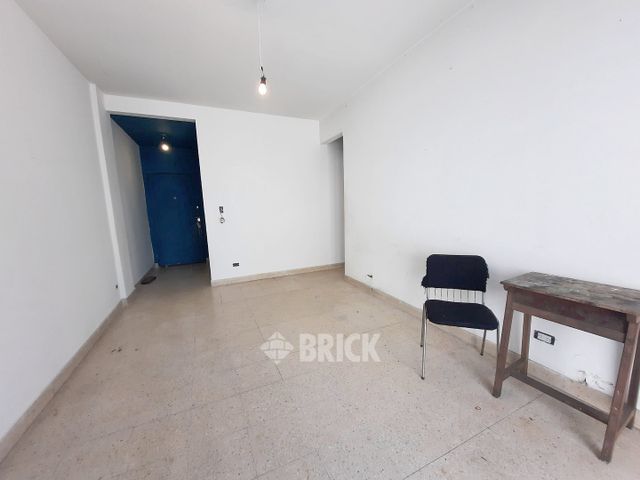 PAYSANDU al 1900 Piso PB 5