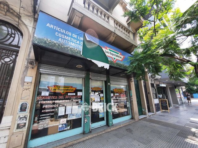 ALVAREZ THOMAS, AV. al 700 1