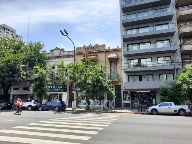 ALVAREZ THOMAS, AV. al 700 73