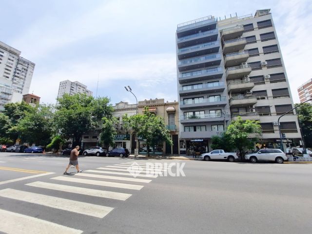 ALVAREZ THOMAS, AV. al 700 74
