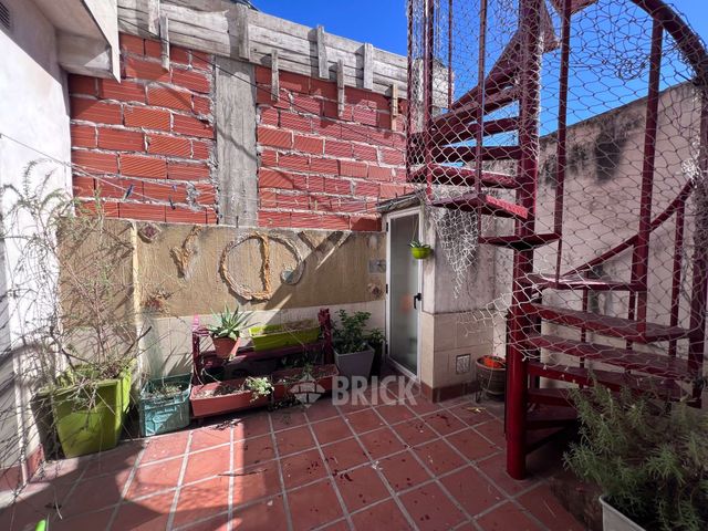 PRIMERA JUNTA al 3800 Piso PB 18