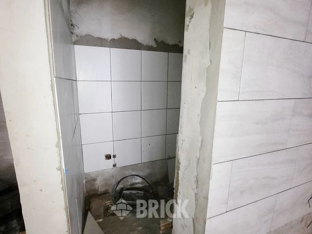 YRIGOYEN, HIPOLITO, AV. al 6600 14