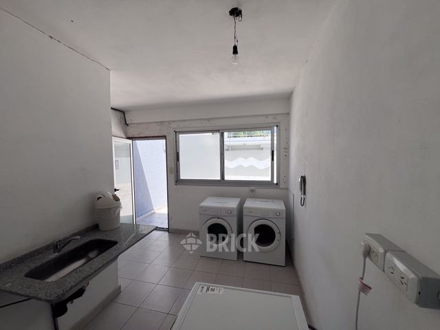 MENDEZ DE ANDES al 1300 Piso 2 13