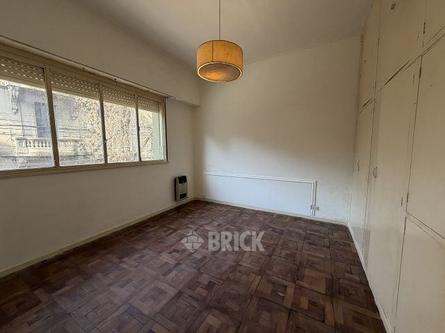 RODRIGUEZ, MARTIN al 700 Piso 1 12