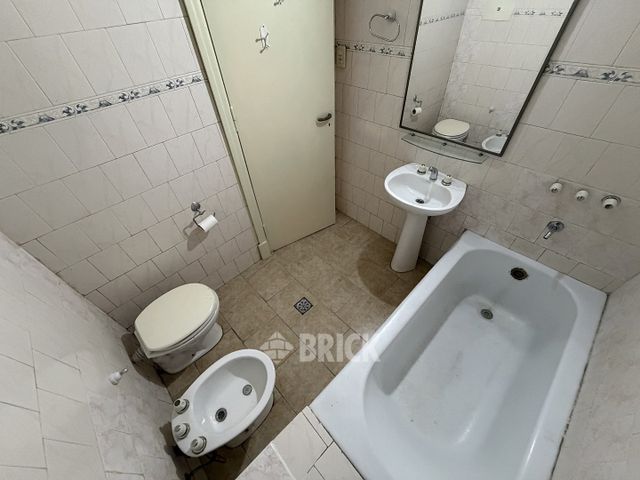 RODRIGUEZ, MARTIN al 700 Piso 1 15