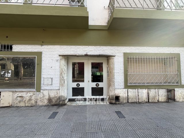 RODRIGUEZ, MARTIN al 700 Piso 1 25