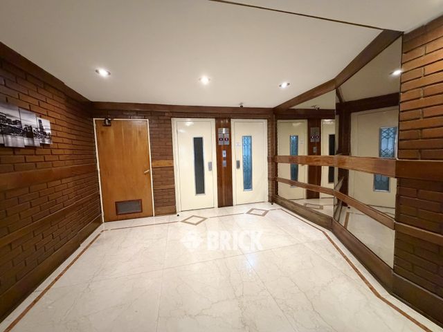 PUEYRREDON, AV. al 1300 Piso 8 28