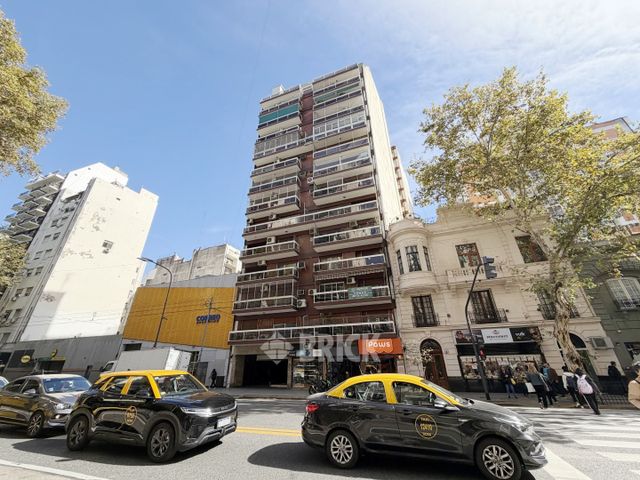 PUEYRREDON, AV. al 1300 Piso 8 31