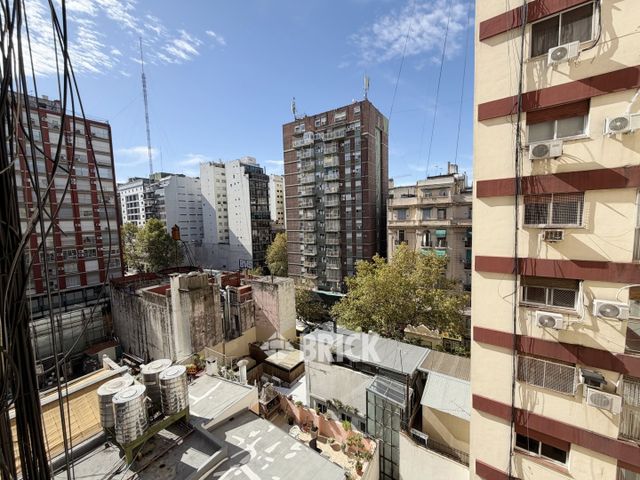 PUEYRREDON, AV. al 1300 Piso 8 5