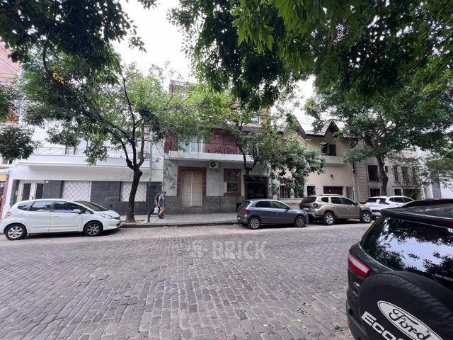 BEAUCHEF al 800 Piso PB 16