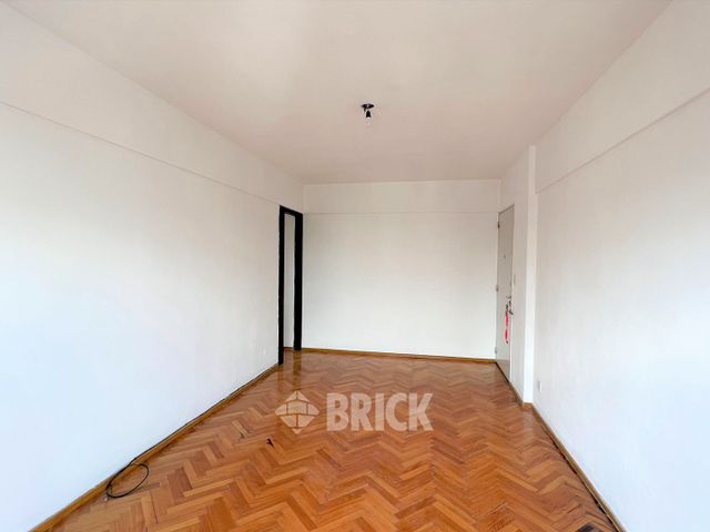 SEGUI, FCO. JOSE al 400 Piso 13 4