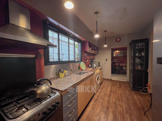 BEAUCHEF al 800 Piso PB 5