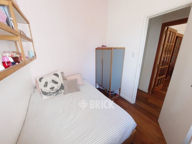 RIVADAVIA, AV. al 6200 Piso 2 21