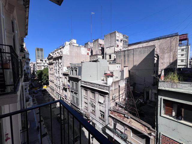 VIAMONTE al 900 Piso 5 5