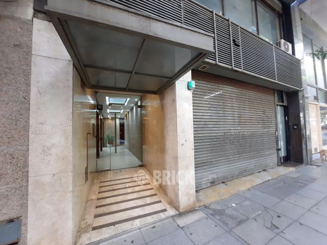 URIBURU, JOSE EVARISTO al 500 Piso 6 24