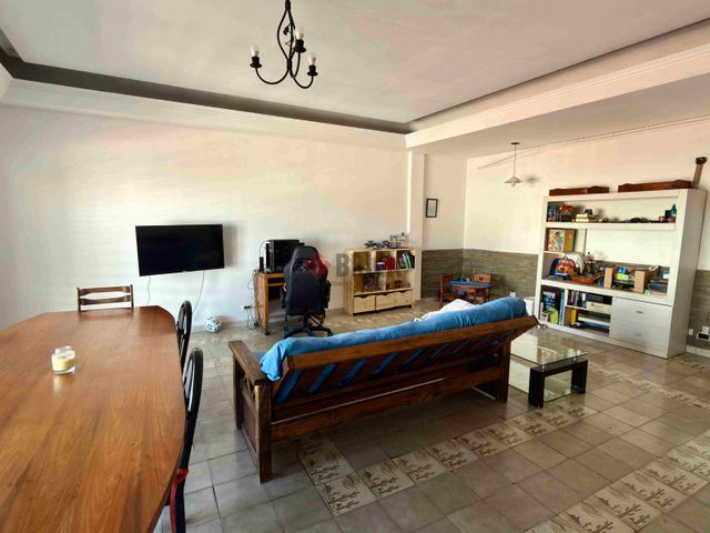 JUAN JOSE PASO al 1200 3