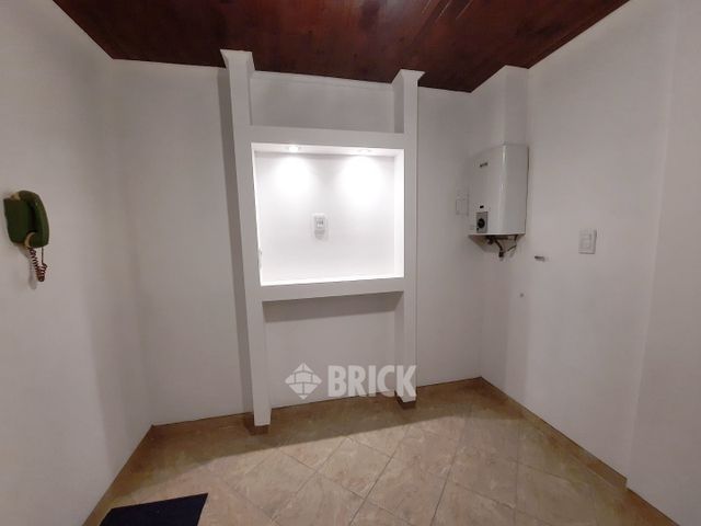 CESPEDES al 3400 Piso PB 14