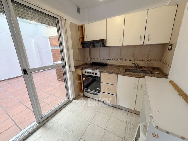 NEWBERY, JORGE, AV. al 3900 Piso 2 11