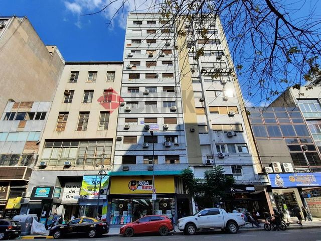 CORRIENTES, AV. al 2300 Piso 13 16
