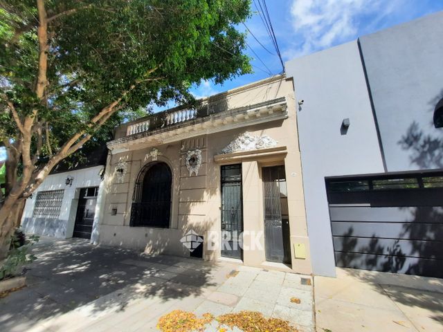 MARTI, JOSE al 400 Piso PB 31