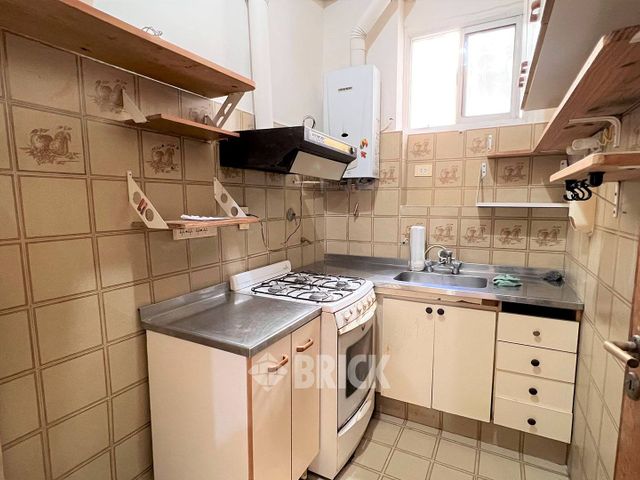 AZCUENAGA al 200 Piso 1 5