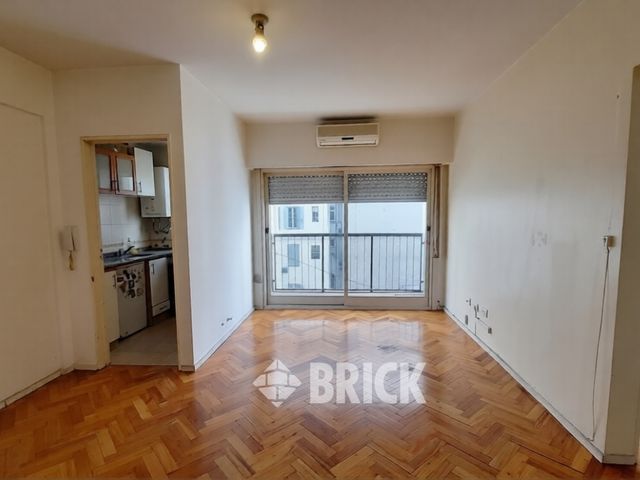 SUIPACHA al 700 Piso 6 3