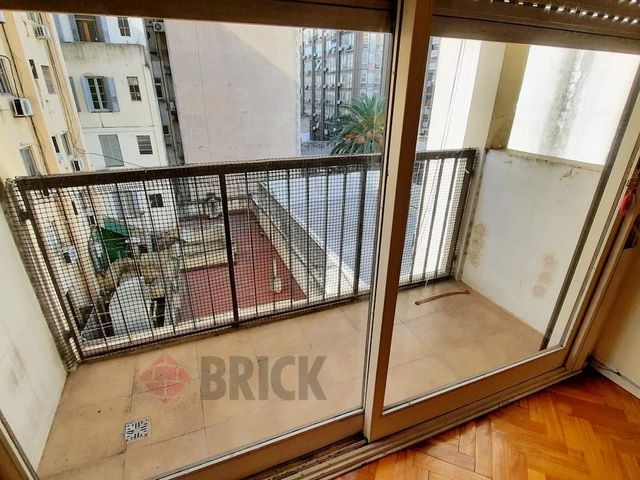 SUIPACHA al 700 Piso 6 4