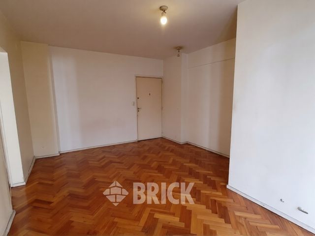 SUIPACHA al 700 Piso 6 5