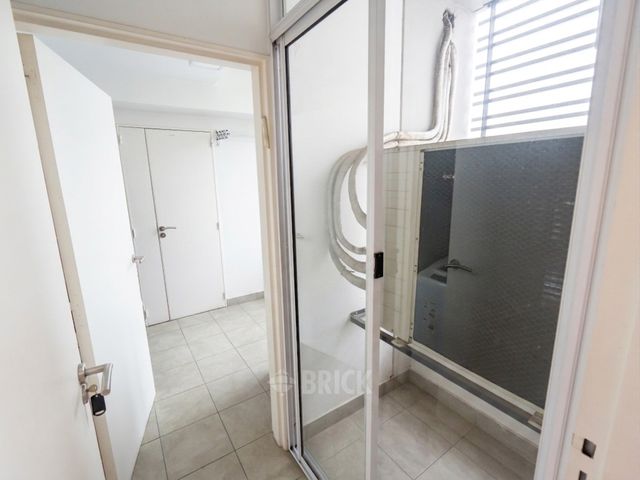 ALVAREZ, DONATO, T. GRAL. al 200 Piso 11 29
