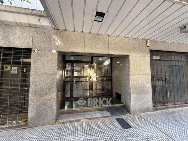 LA RIOJA al 100 Piso 7 20