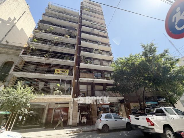 LARREA al 1000 Piso 12 24