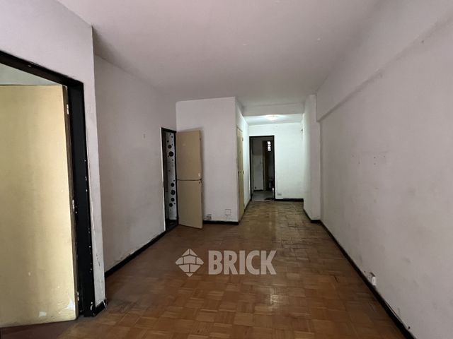 LAS HERAS, AV. al 2100 Piso 1 5