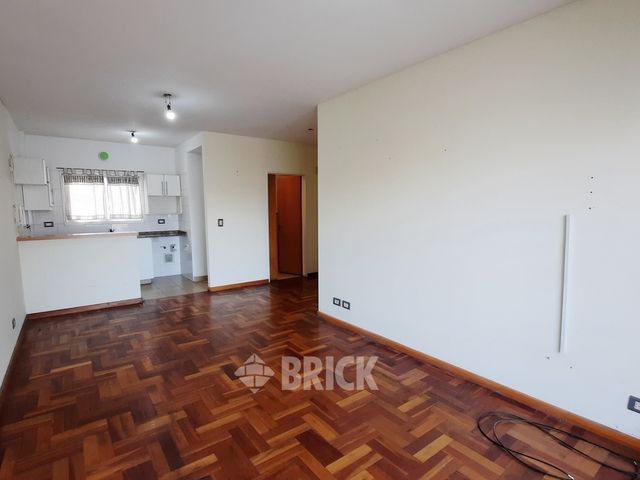 INDEPENDENCIA, AV. al 2500 Piso 7 5