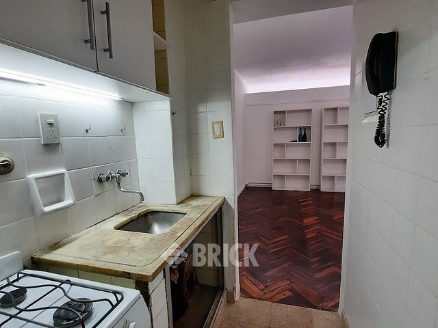 JUJUY, AV. al 500 Piso 9 18