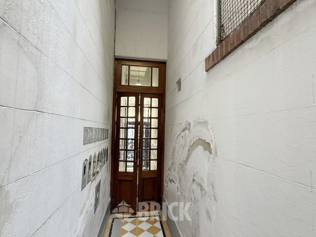 ALVAREZ, JULIAN al 1100 Piso 1 29