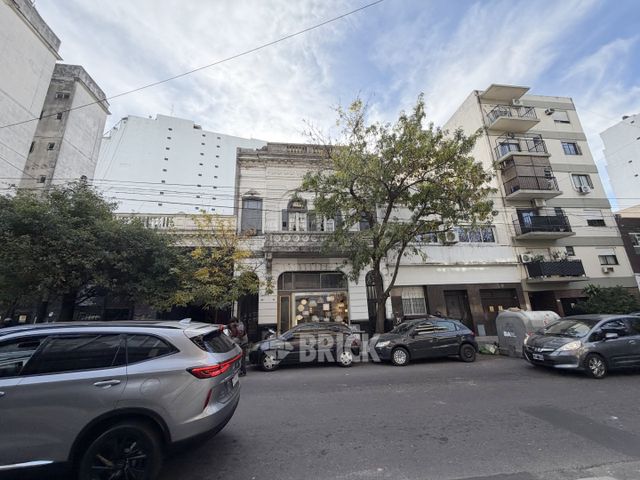 ALVAREZ, JULIAN al 1100 Piso 1 33