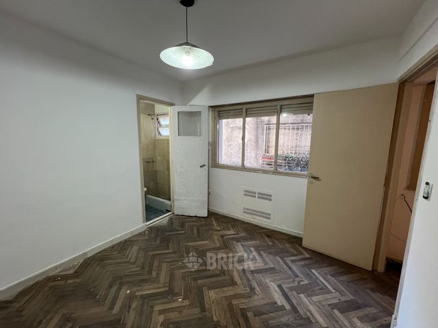 SARMIENTO al 1300 Piso 3 5