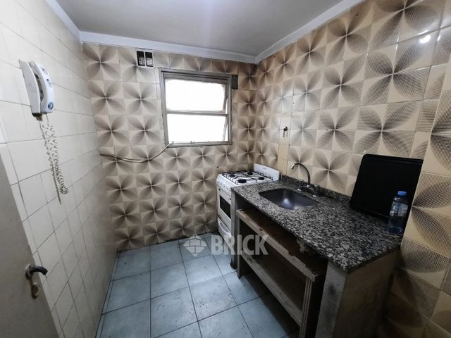 VIAMONTE al 2200 Piso PB 12