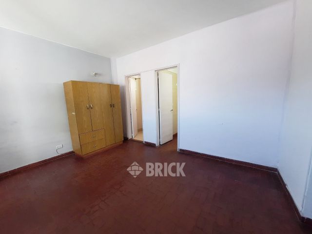 CONDE al 1000 Piso 3 4